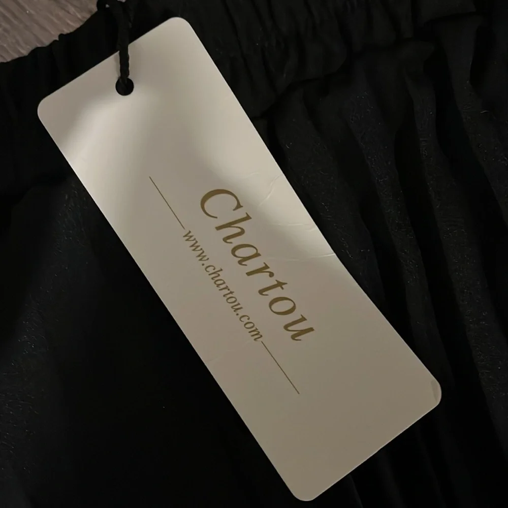 Nwt midi length black pleated skirt - Picture 2 of 3